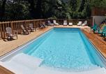 Camping avec Piscine Fenouillet - Camping Les Cerisiers-1