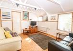 Location vacances Bacton - Suzanne's Beach Hut-4