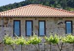 Location vacances Viana do Castelo - Charming Country House in Riba de Mouro, Fireplace-1