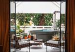 Location vacances Villiersdorp - Le Petit Manoir Boutique Hotel-1