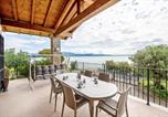 Location vacances  Province de Brescia - Happy Villa-2