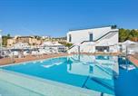 Hôtel Les Iles Baléares - Calanova Sports Residence-1