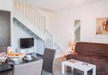 Location vacances Latour-Bas-Elne - Pavillon T3 avec Piscine, Spa et Salle de Sport près de la Plage - 6 Couchages - Fr-1-732-38-4