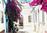Location vacances Olhão - Zenit Budget Basicinn B&B Olhao ext prive bathroom-2