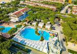Camping avec Parc aquatique / toboggans Italie - Camping Residence Village-1