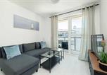 Location vacances Kołobrzeg - Baltycka Stylish Apartment with Parking near the Port in Kołobrzeg by Noclegi Renters-1