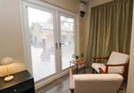 Location vacances  Gare de Burnley - The Cabin-3