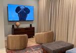Location vacances Petersburg - Private Elevator to Downtown Condo-2