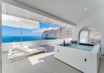 Location vacances Santiago del Teide - Blue Haven - Ocean View Penthouse with jacuzzi and Pool-2