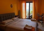 Location vacances  Province de Cosenza - Scalea City Center Apartments-3