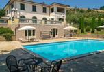 Location vacances Castiglion Fiorentino - Beautiful Home In Castiglion Fiorentino-1