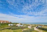 Camping  Acceptant les animaux Calvados - Camping Seasonova Le Point du Jour-1