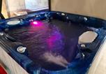 Location vacances  Mayenne - Luxueux Studio à Ambrières-les-Vallées - 85 m² avec Jacuzzi-3