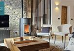 Location vacances Saint-Sorlin-d'Arves - Appartement Hameau Du Moulin HM 301-2