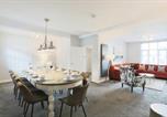 Location vacances  Gare de Dorridge - Large Luxury Home in Solihull - Sleeps 14 near Nec & Bhx-1