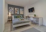 Location vacances Bucarest - Modern 2-Br Flat near Cismigiu & Universitate - Balcony & Kitchen-3