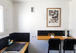 Location vacances Les Sables-d'Olonne - Appartement moderne rénové - Face mer - Terrasse - Wifi gratuit - Fr-1-92-818-2