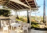 Location vacances Bombinhas - Bruno Klemtz Casa frente Mar Pé na areia Lindo pátio com gramado privativo Ar Split Wifi - 6 x sem juros-3