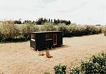 Location vacances Saint-Emilion - Château Champion - Parcel Tiny House - Tiny House au cœur des vignes centenaires à Saint-Émilion Mae-0691-1