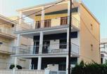 Location vacances Calafell - Villa Del Mar I, bajos-1