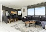 Location vacances  Israël - Luxury 3 Bedrooms apartment in Baka-1