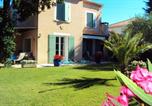 Location vacances Courthézon - Maison chaleureuse à Orange avec piscine privée-3