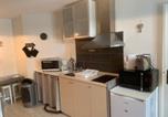 Location vacances Le Mont-Dore - Studio Rdc avec Wifi proche centre Mont-Dore - 2 couchages - 2 étoiles - Équipé et tout confort - Fr-1-415-108-3