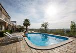 Location vacances Macerata - Holiday Residence Belohorizonte-1