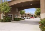 Hôtel Grand Prairie - Howard Johnson by Wyndham Grand Prairie Near Lone Star Park-3