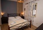 Location vacances Parc National Krka - Holiday home Brnjica/Sibenik Riviera 7177-2