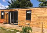 Location vacances Castle Cary - 2 Guests - Garden Retreat with Balcony Views-4