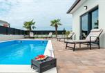 Location vacances Vrsi - Luxury villa with a swimming pool Vrsi - Mulo, Zadar - 19140-1