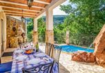 Location vacances Carcabuey - Beautiful Home In Rute-3