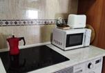 Location vacances Creixell - Chalet with barbecue and pool near to the beach!-3