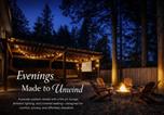 Location vacances Abbotsford - Bunny Bliss Villa - Hot Tub Firepit Theatre & Sleeps 20-1