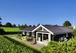 Location vacances Vejle - Charming Holiday Home Near The Beach-1