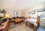 Location vacances Crieff - Fionas Cottage-1