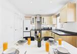 Location vacances  Gare de Cheltenham - New Brookbank House by Signature Stays-4