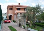 Location vacances Sukošan - Apartments by the sea Sukosan, Zadar - 14406-1