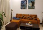 Location vacances Colombo - Trizen Luxury 32nd Floor 2 Bed-2 Bath Apartment with Pool, Harbour & Lotus Tower views-4