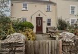 Location vacances St. Davids and the Cathedral Close - Garth Cottage-1