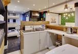 Location vacances Poole - Infinity Fir Vale Road-1