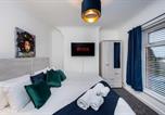 Location vacances Skewen - King Beds - Smart Tvs - Parking - Near City-2