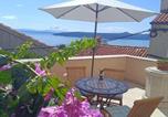 Location vacances Mošćenička Draga - Holiday home in Moscenice 15209-1