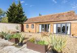 Location vacances Melksham - The Old Stables at Bradley's Farm-2