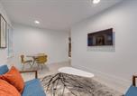 Location vacances Squamish - Spacious Apartment Fully Equipped in Prime Location-1