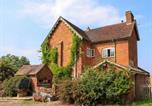 Location vacances  Gare de Redditch - The Shires at Bickerscourt-1