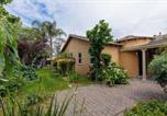 Location vacances Milpitas - Full Modern Minimalist House With Charming Garden-3