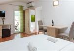 Location vacances Dugopolje - Stunning Apartment In Podstrana With Wifi-4