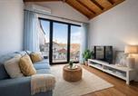 Location vacances  Centre historique de Porto - Dream on - Rooftop Retreat-1